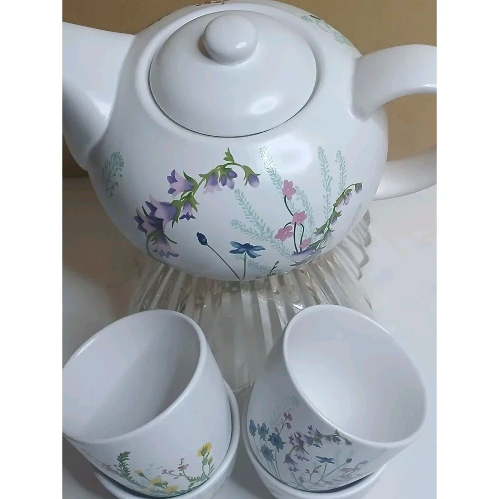 PIER 1 Tea Set Wildflower Pattern Excellent Condition Multicolor Floral